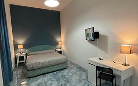 Dante Rooms
